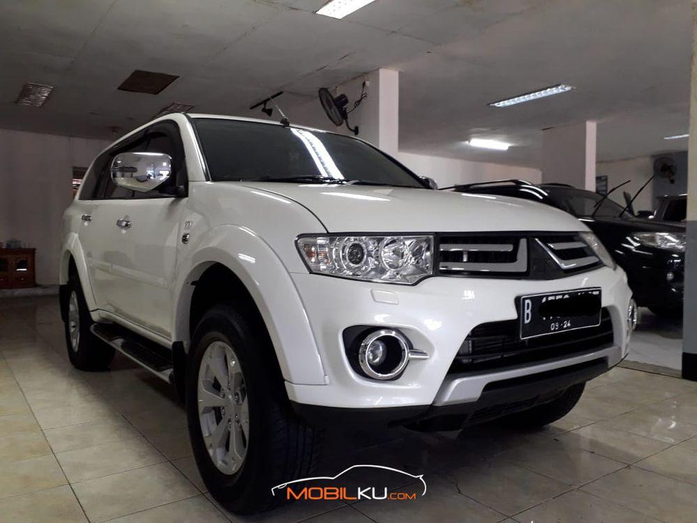 Mobil Mitsubishi Pajero Sport 2014