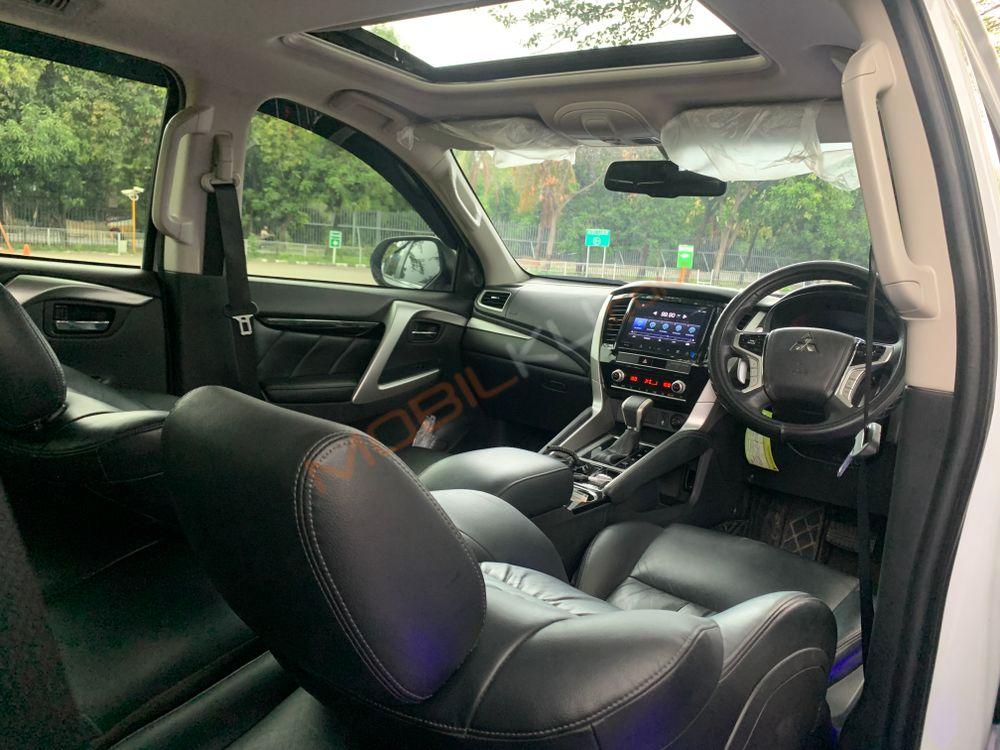 Mobil Mitsubishi Pajero Sport 2022
