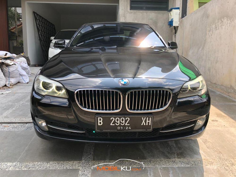 Mobil BMW 5 Series 2013