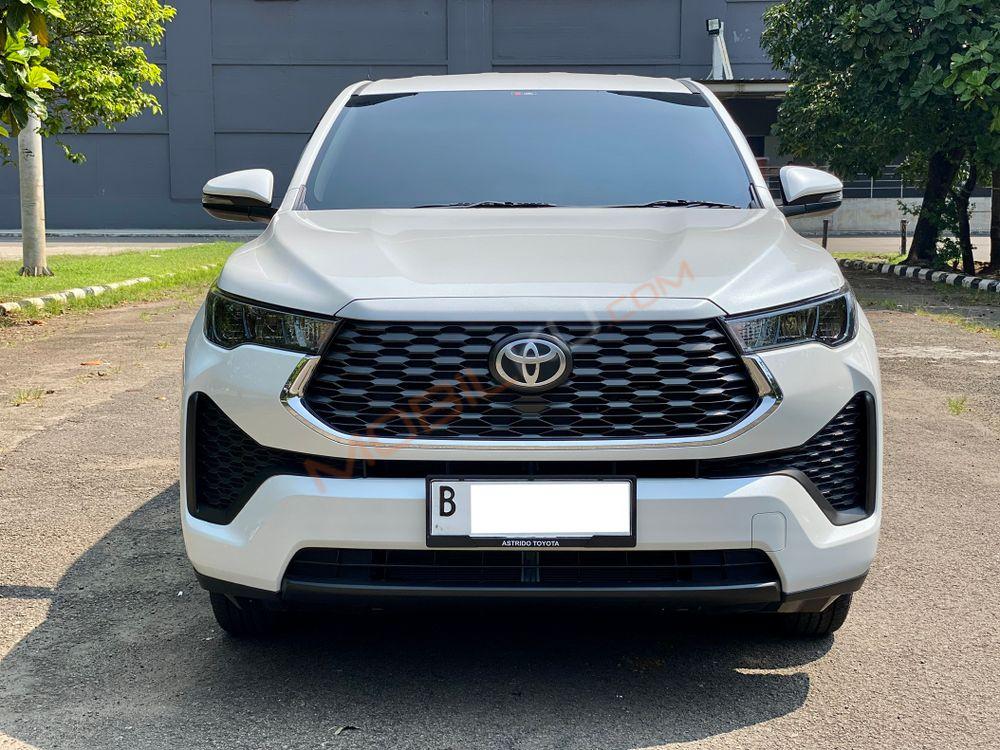 Mobil Toyota Kijang Innova Zenix 2023