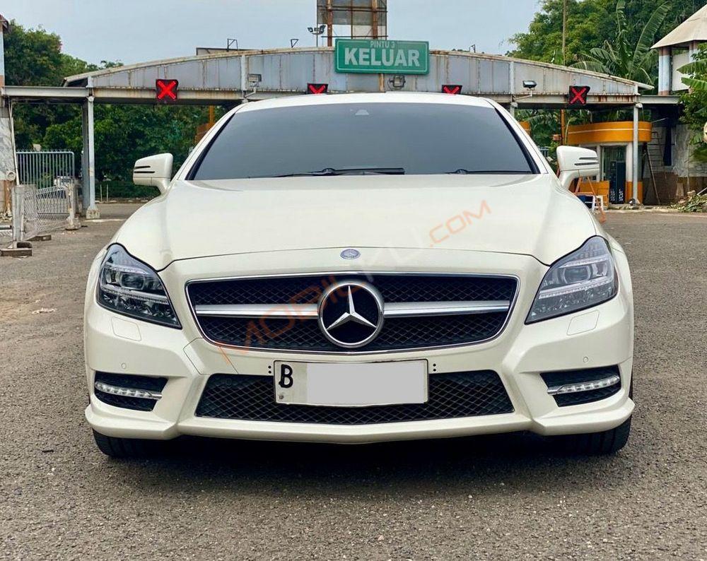 Mobil Mercedes-Benz CLS 2013