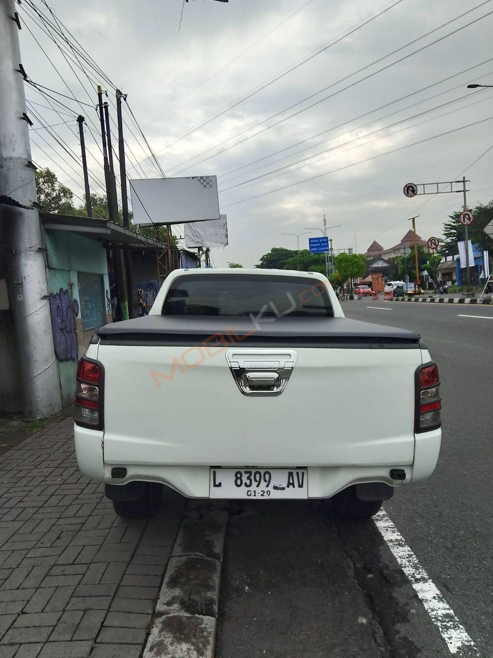 Mobil Mitsubishi Triton 2018