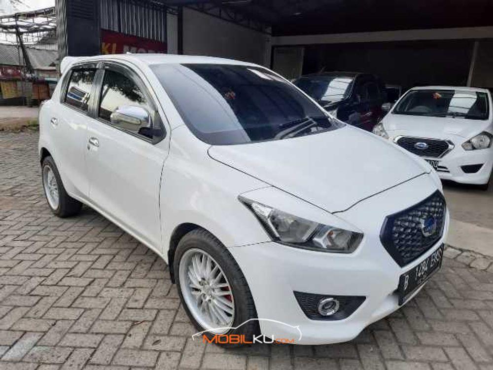 Mobil Datsun GO 2015