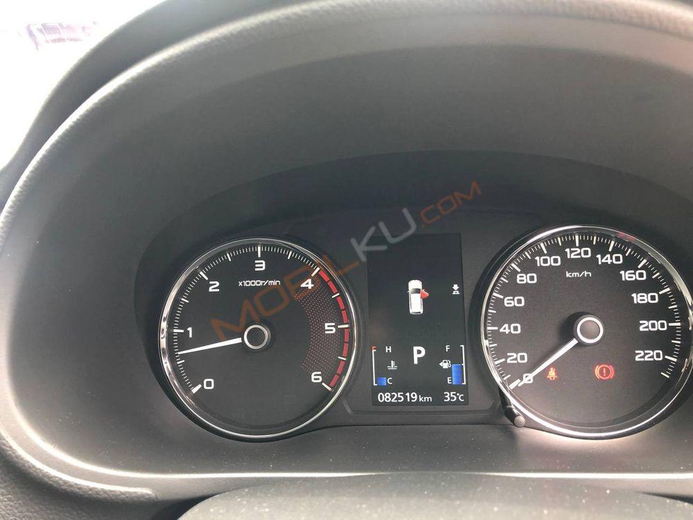 Mobil Mitsubishi Pajero Sport 2018