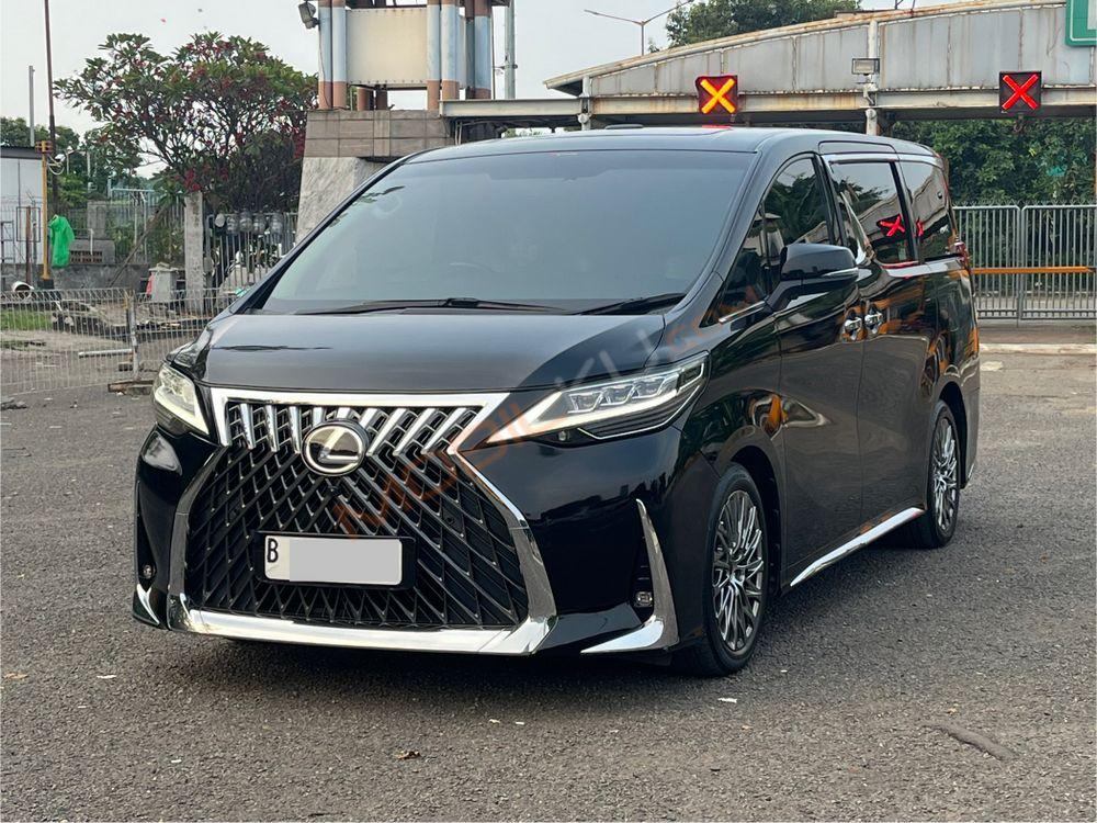 Mobil Lexus LM 2018