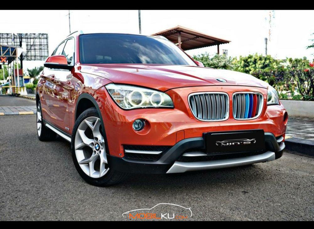 Mobil BMW X1 2013