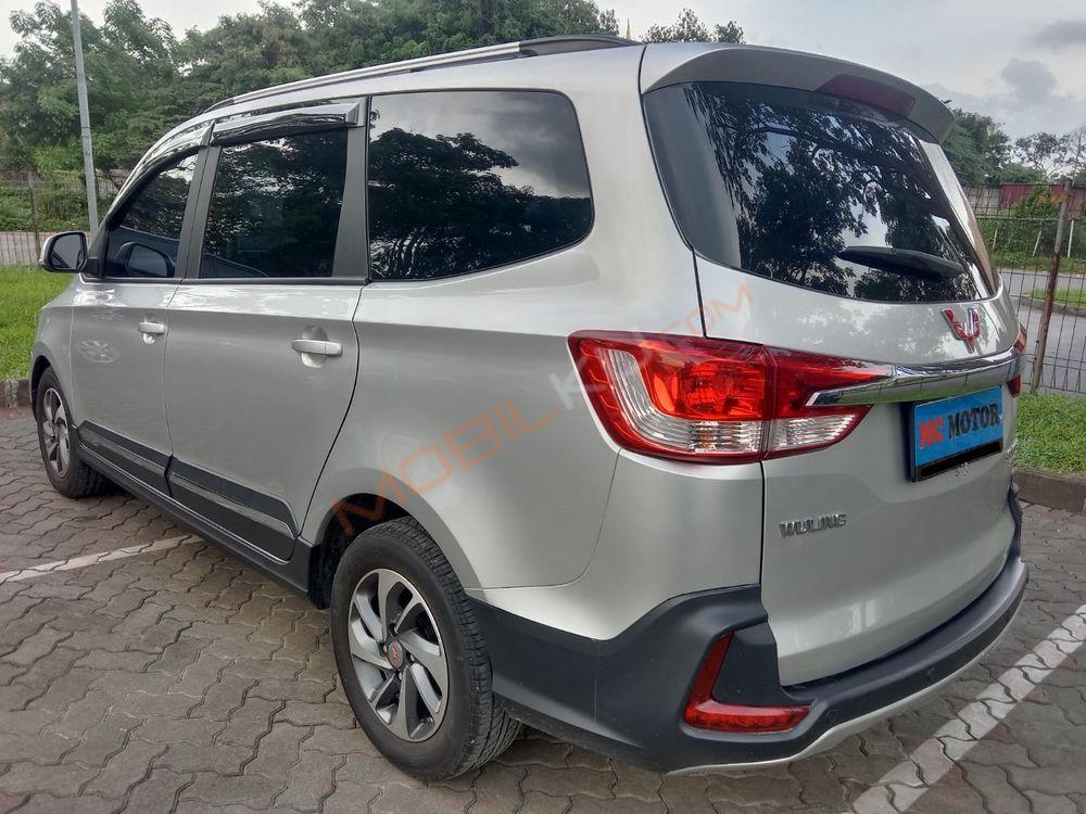Mobil Wuling Confero 2018