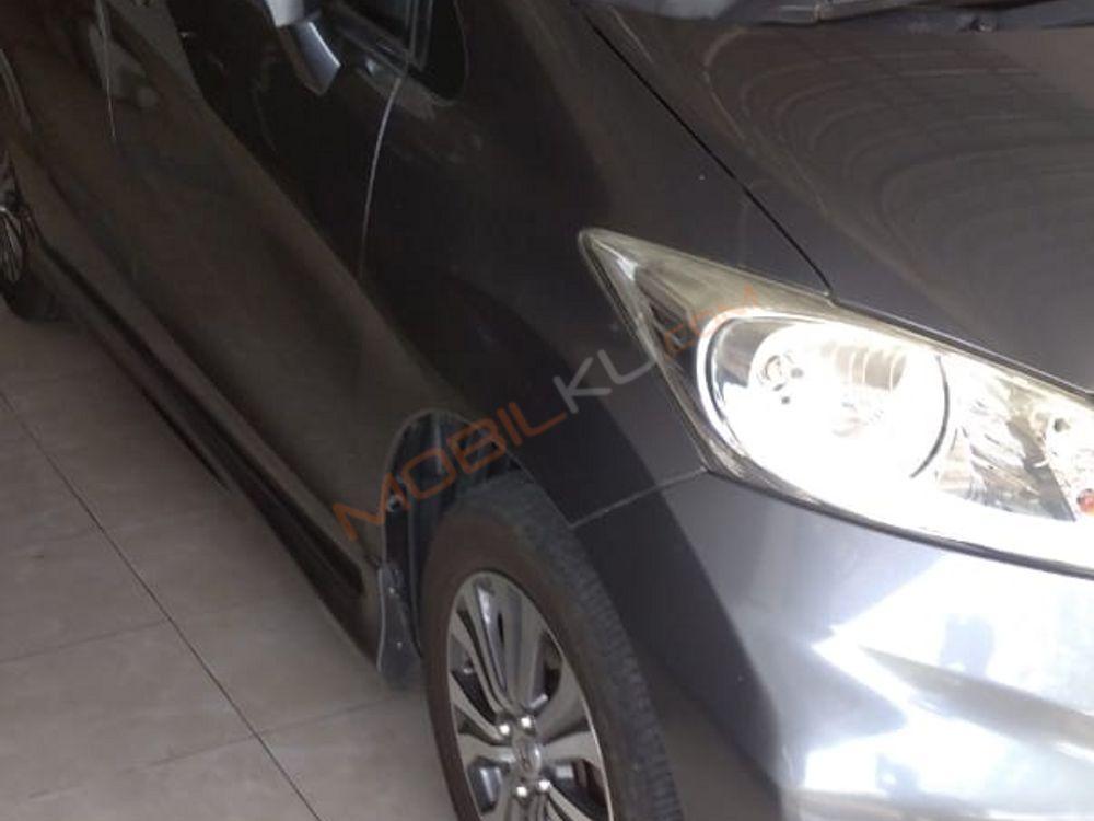 Mobil Honda Freed 2012