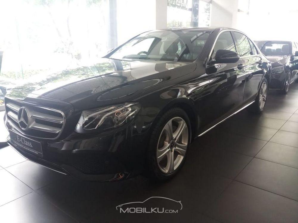 Mobil Mercedes-Benz E-Class 2018