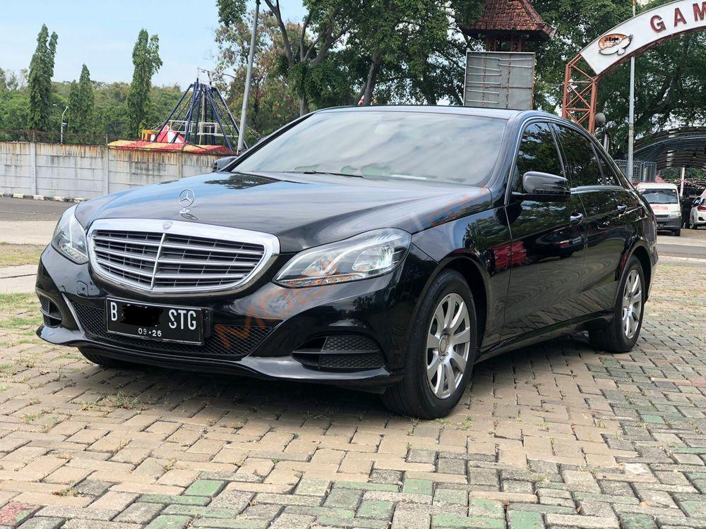 Mobil Mercedes-Benz E-Class 2016