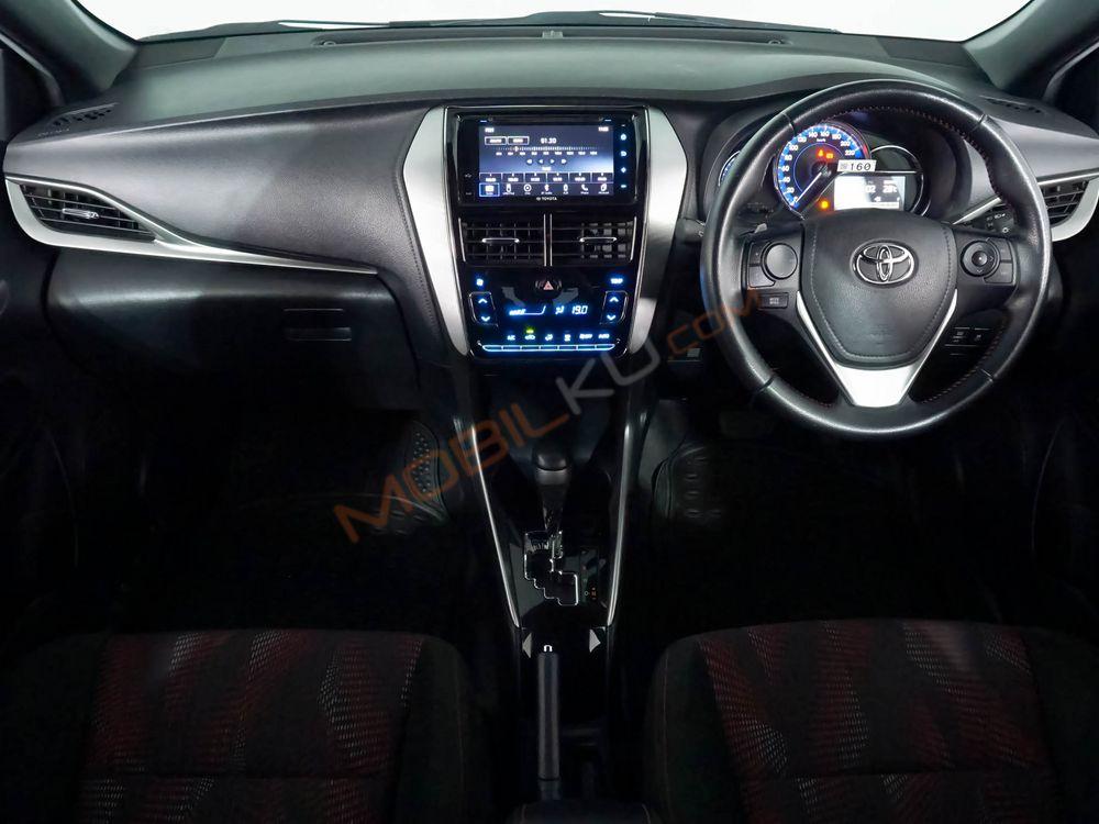 Mobil Toyota Yaris 2018