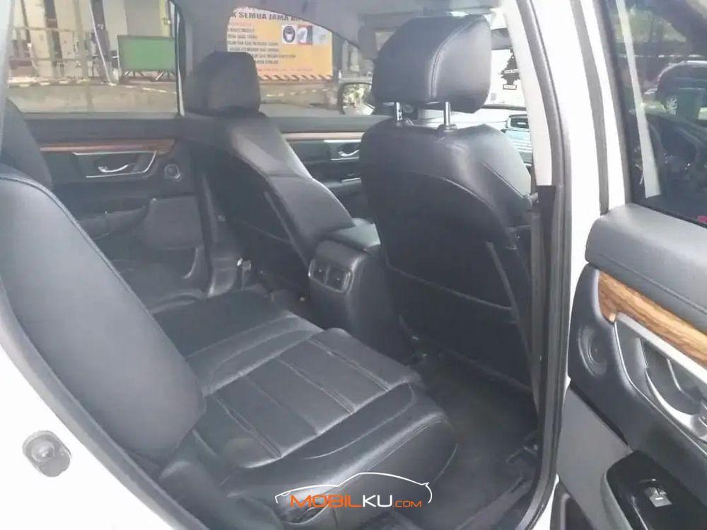 Mobil Honda CR-V 2017