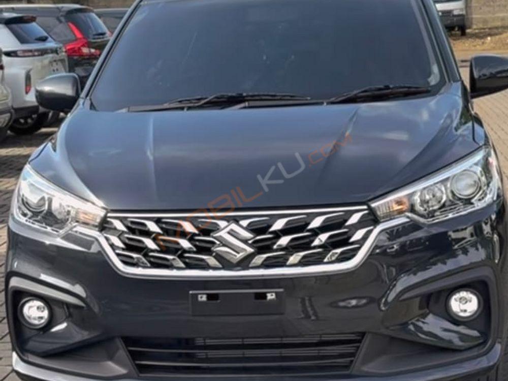 Mobil Suzuki Grand Vitara 2025