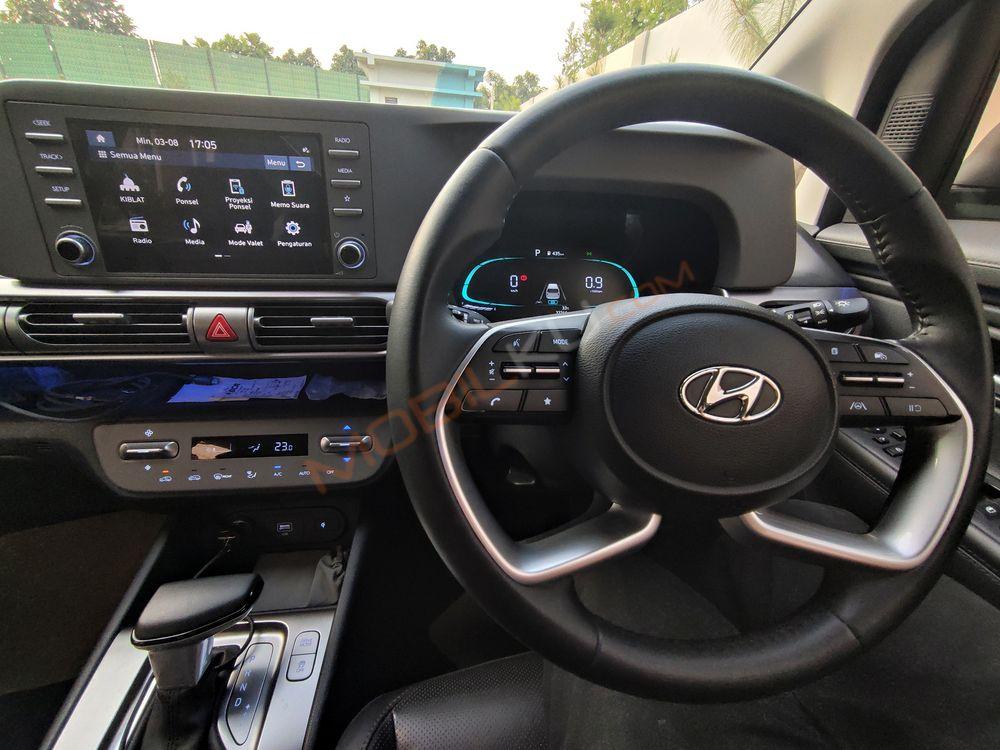 Mobil Hyundai Stargazer 2023