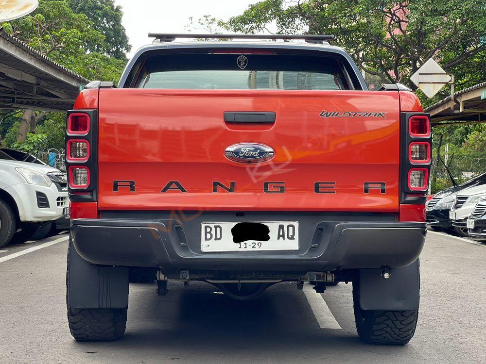 Mobil Ford Ranger 2014