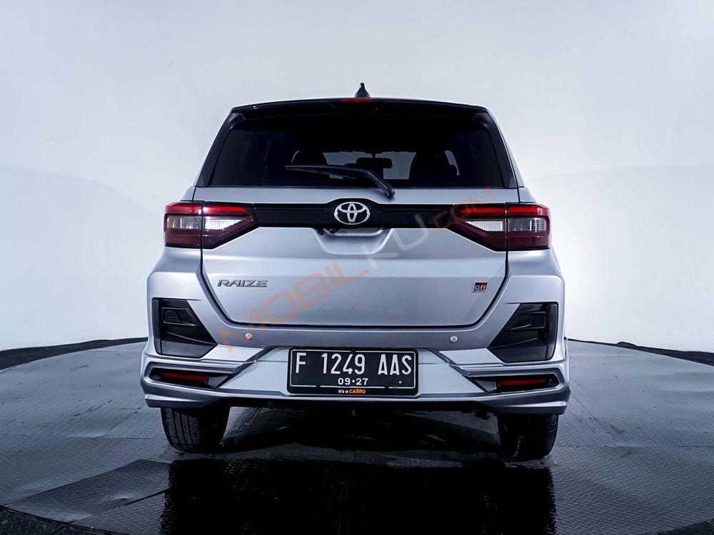 Mobil Toyota Raize 2022