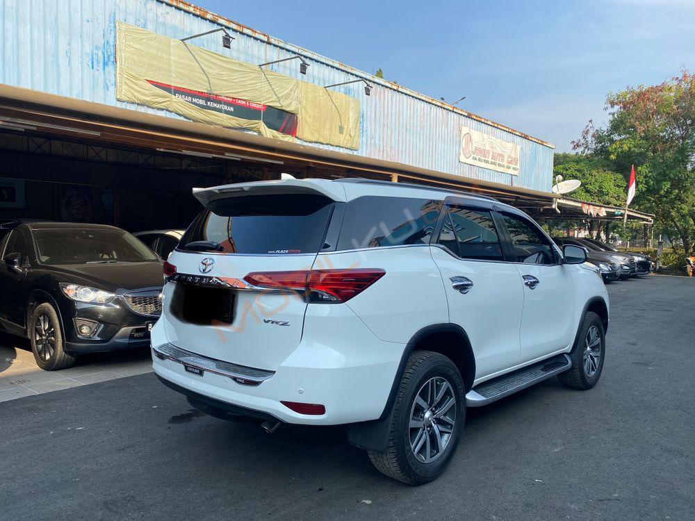 Mobil Toyota Fortuner 2017