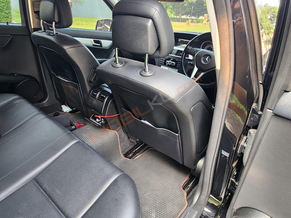 Mobil Mercedes-Benz C-Class 2014