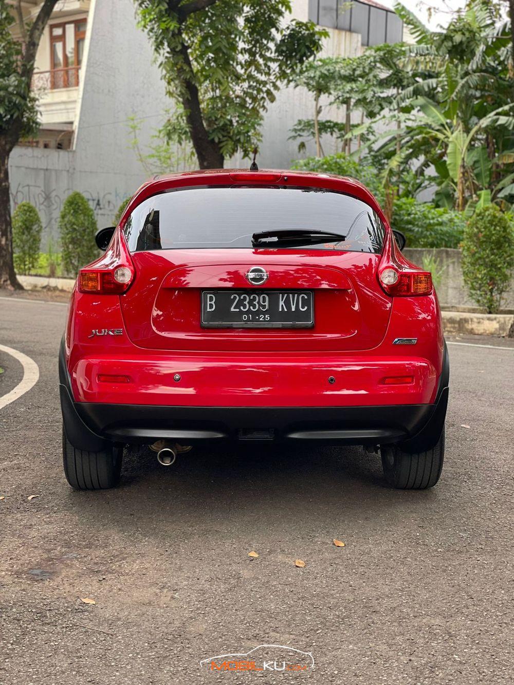 Mobil Nissan Juke 2015