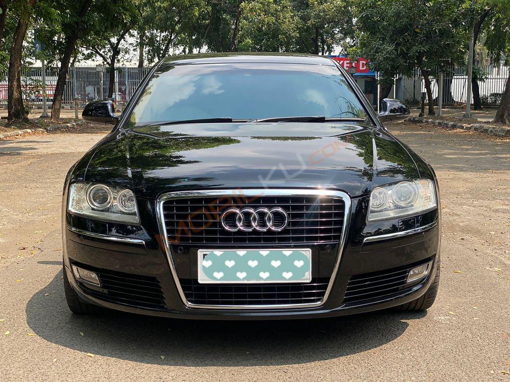 Mobil Audi A8 2009