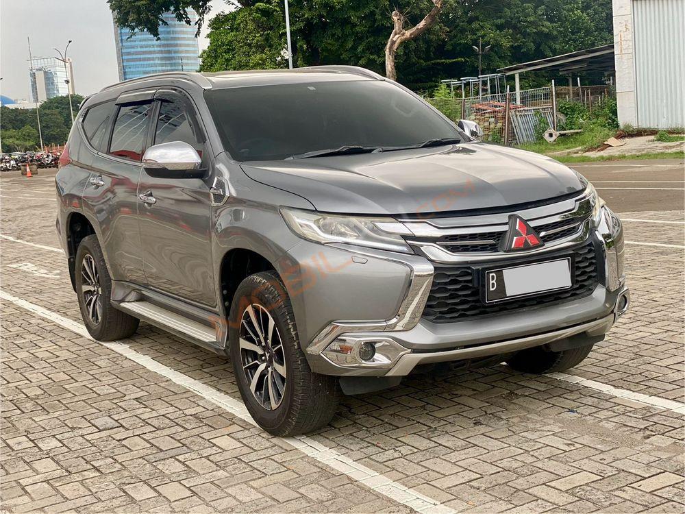 Mobil Mitsubishi Pajero Sport 2016