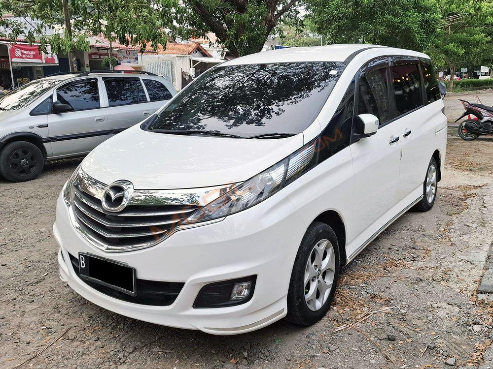 Mobil Mazda Biante 2014