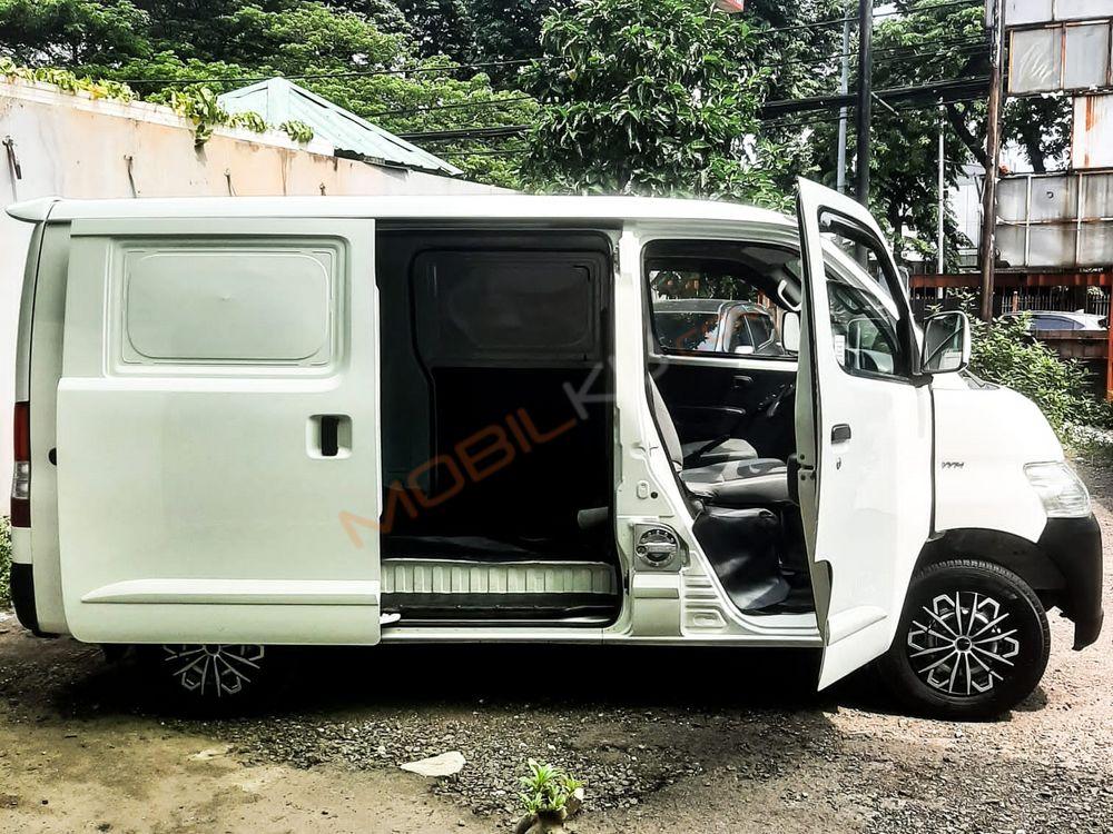Mobil Daihatsu Gran Max 2018