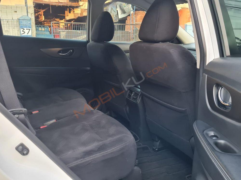 Mobil Nissan X-Trail 2014