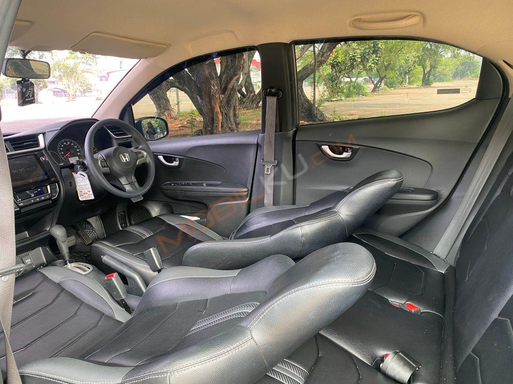 Mobil Honda Brio 2021