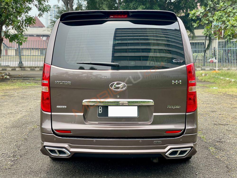 Mobil Hyundai H-1 2018