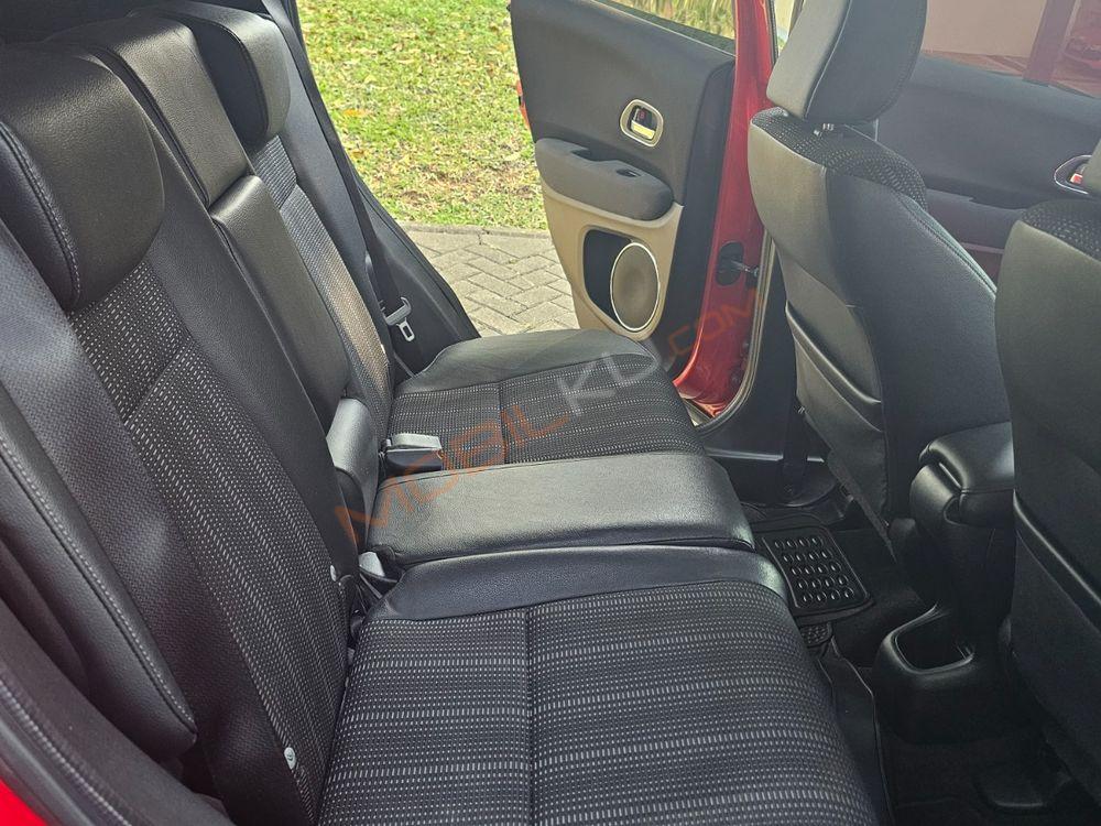 Mobil Honda HR-V 2016