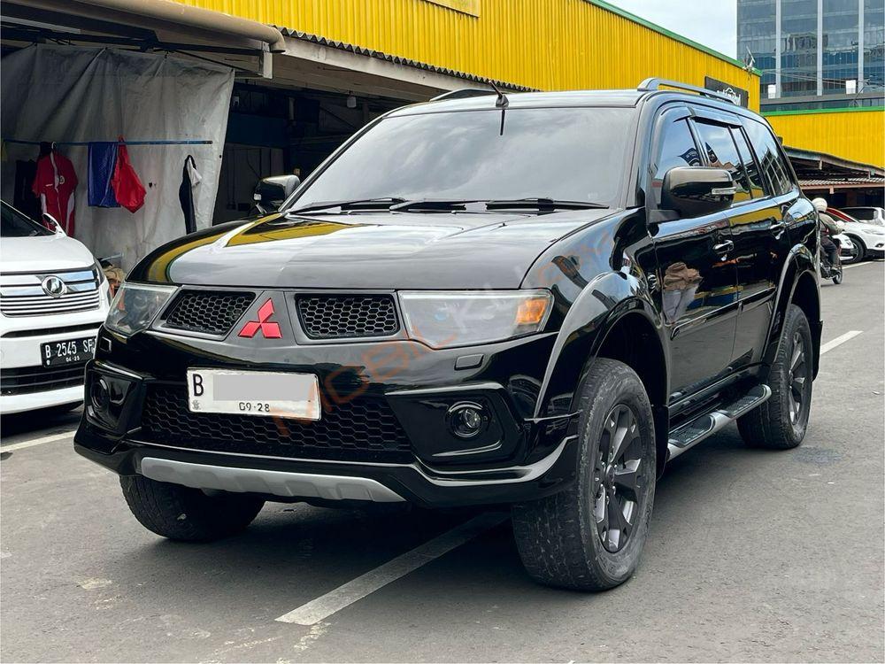 Mobil Mitsubishi Pajero Sport 2013
