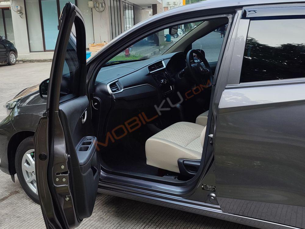 Mobil Honda Brio 2021