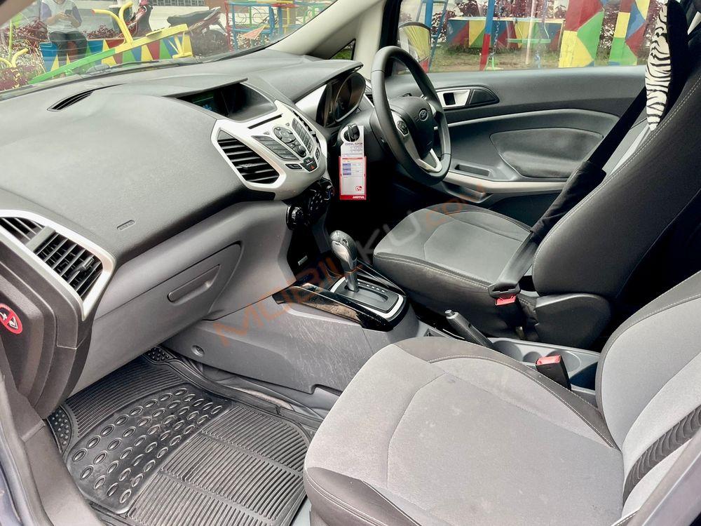 Mobil Ford EcoSport 2014