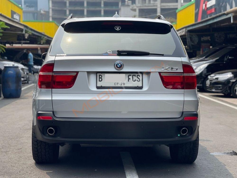 Mobil BMW X5 2008
