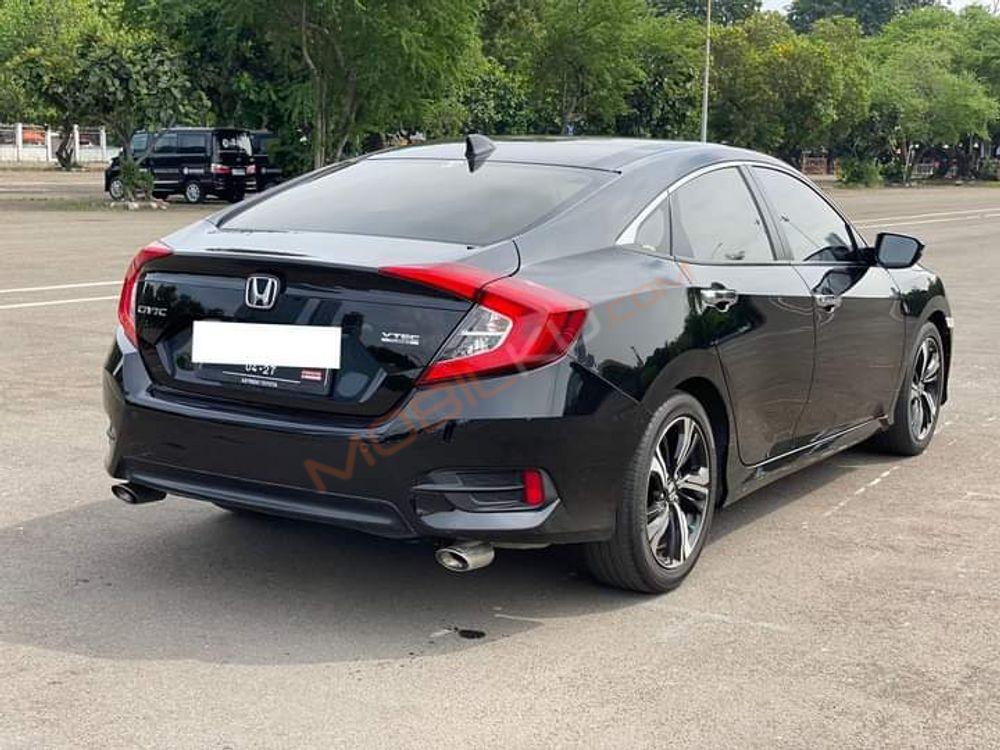 Mobil Honda Civic Sedan 2017
