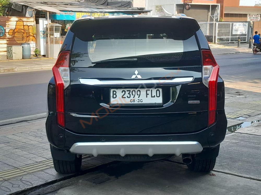 Mobil Mitsubishi Pajero Sport 2016
