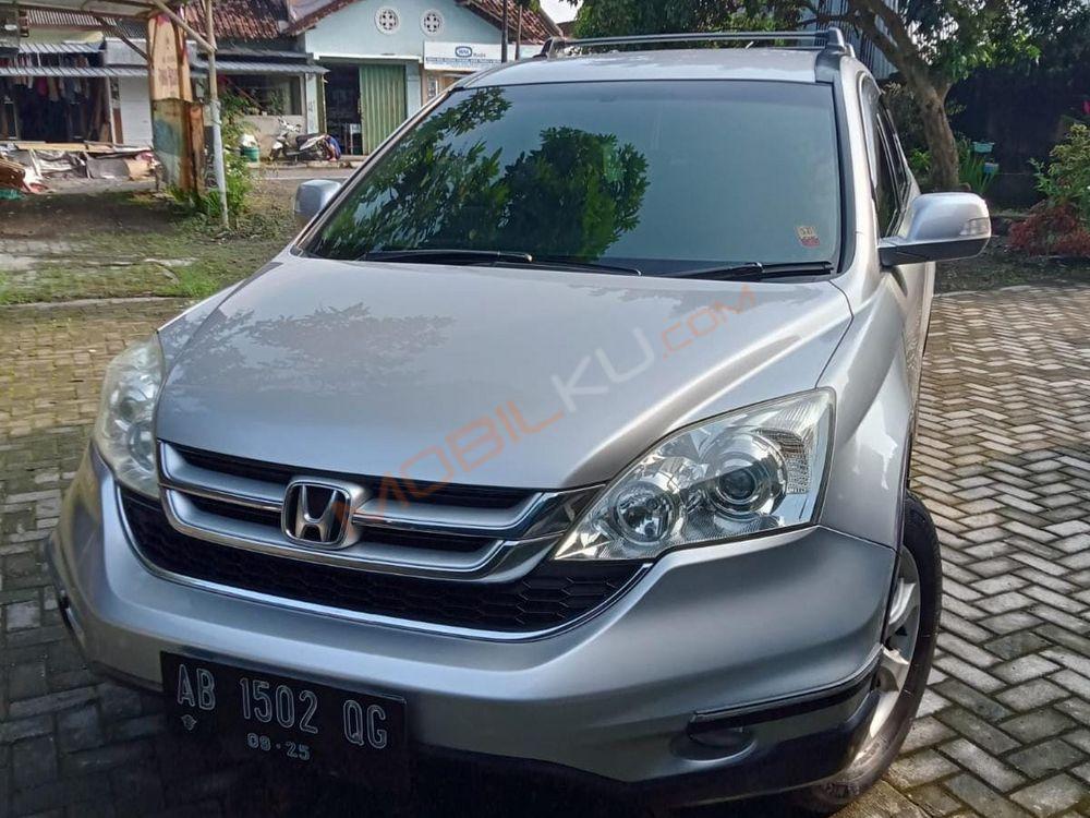 Mobil Honda CR-V 2010