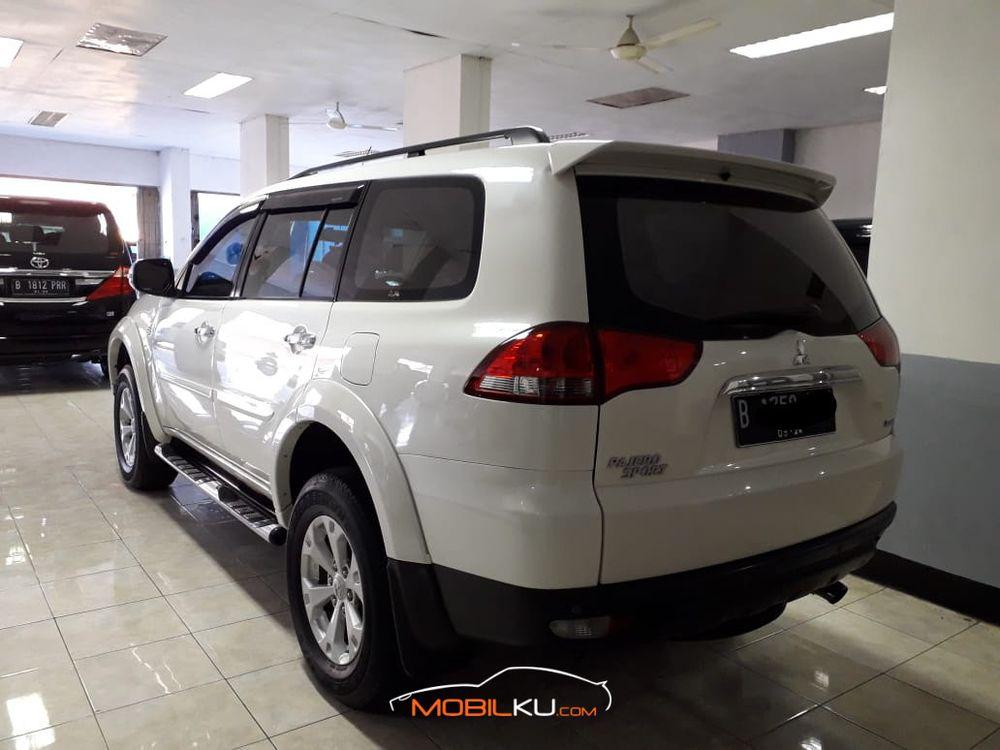 Mobil Mitsubishi Pajero Sport 2014
