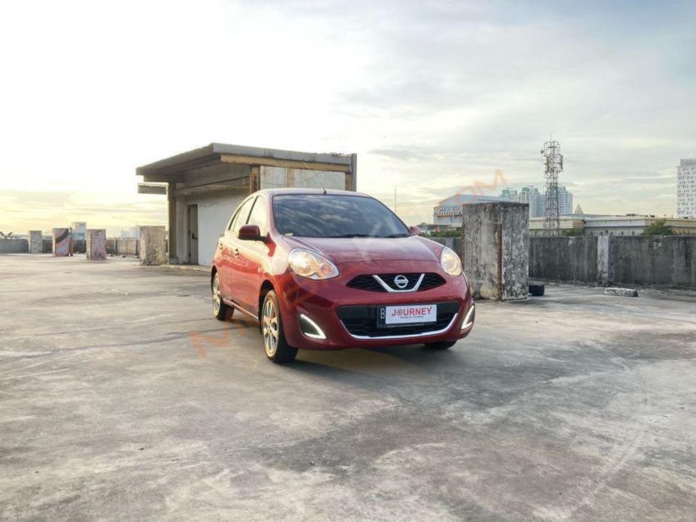 Mobil Nissan March 2017