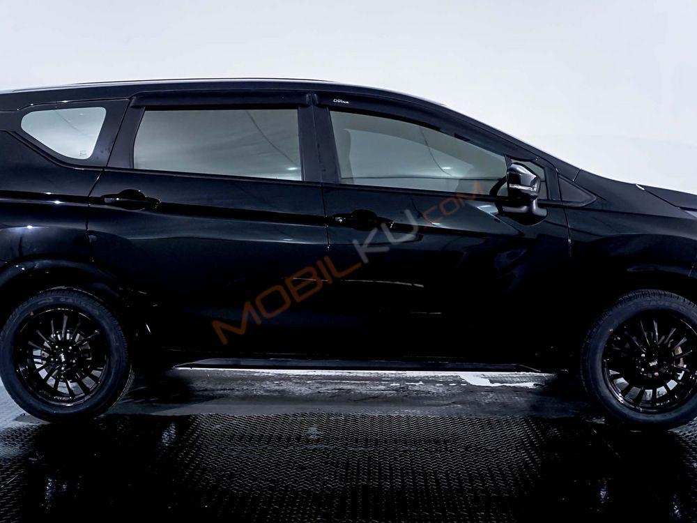 Mobil Nissan Livina 2019