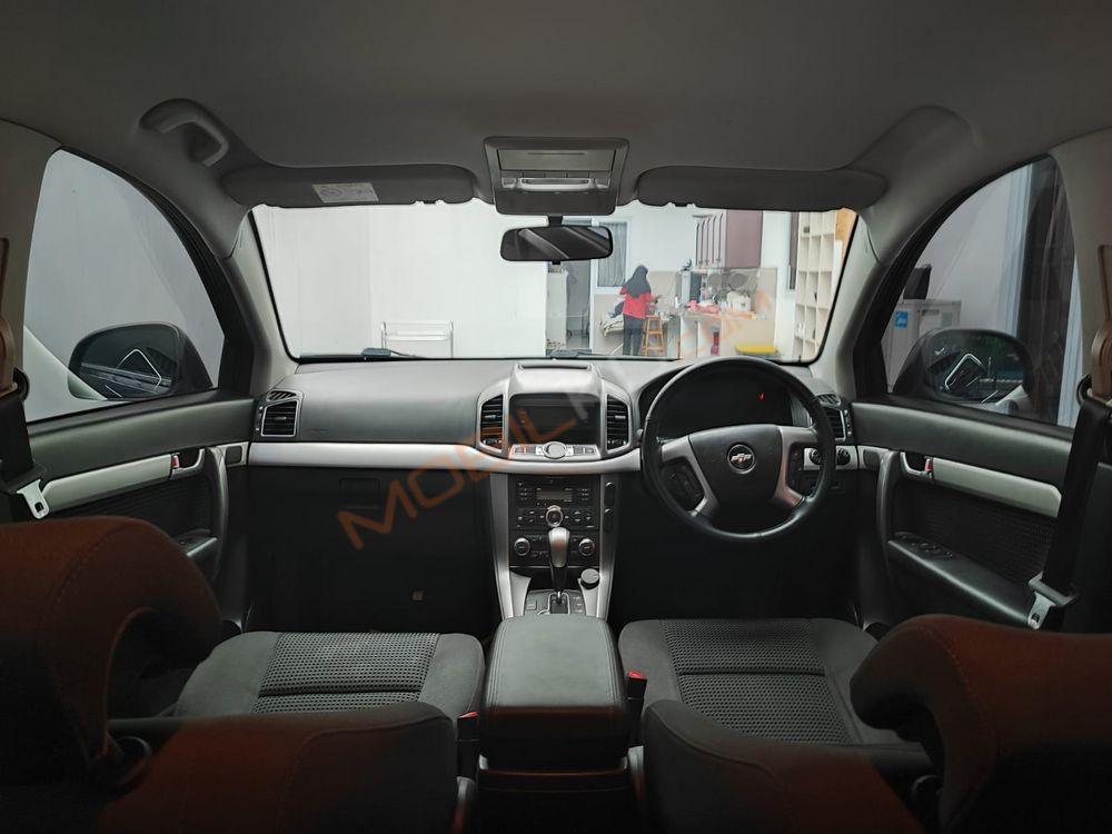 Mobil Chevrolet Captiva 2014