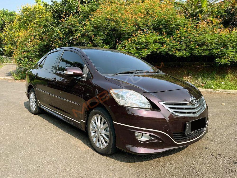 Mobil Toyota Vios 2010