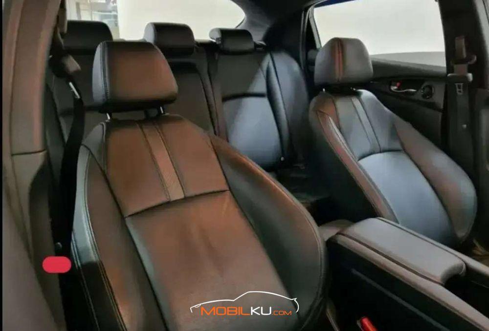 Mobil Honda Civic Sedan 2019