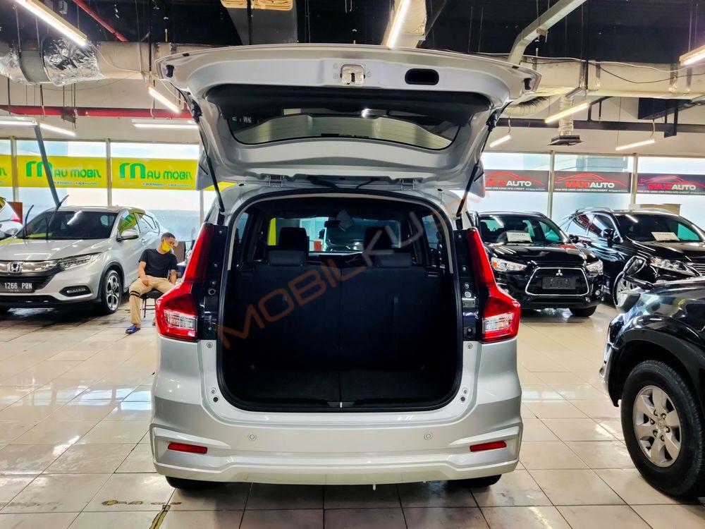 Mobil Suzuki Ertiga 2021