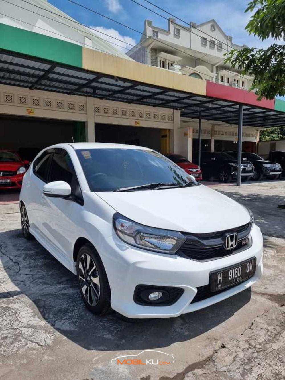 Mobil Honda Brio 2019