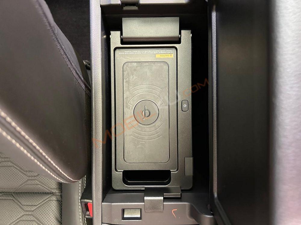 Mobil Toyota Kijang Innova Zenix 2023