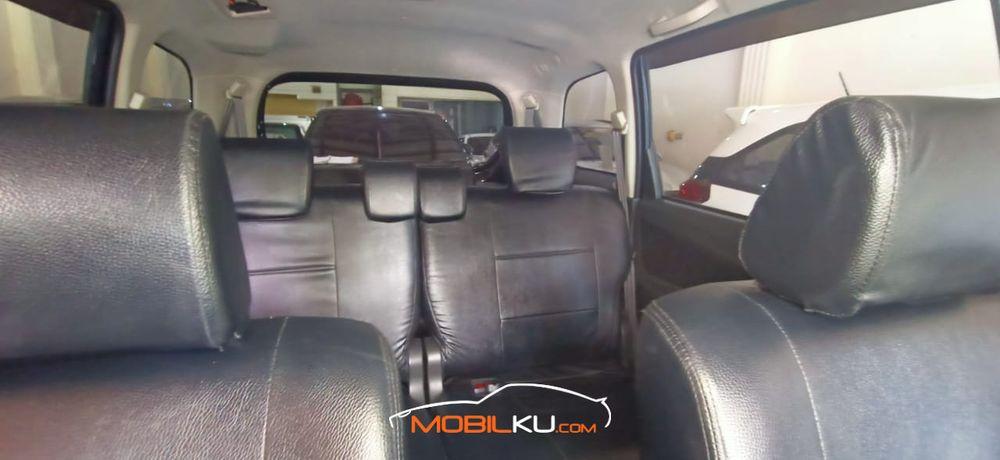 Mobil Toyota Avanza 2017