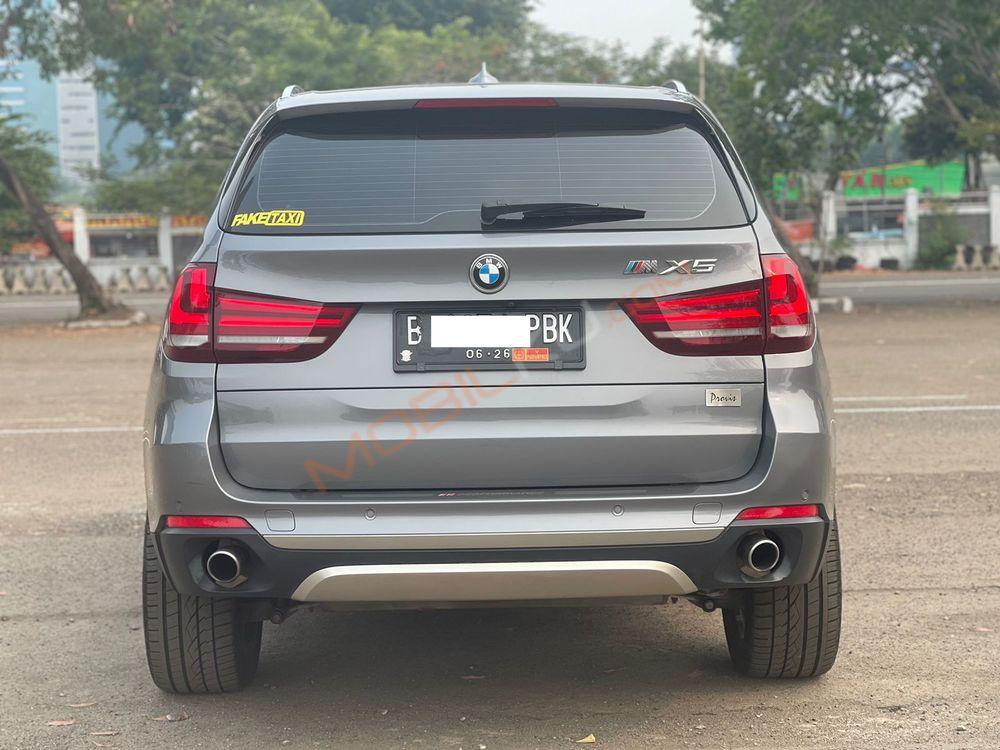 Mobil BMW X5 2016