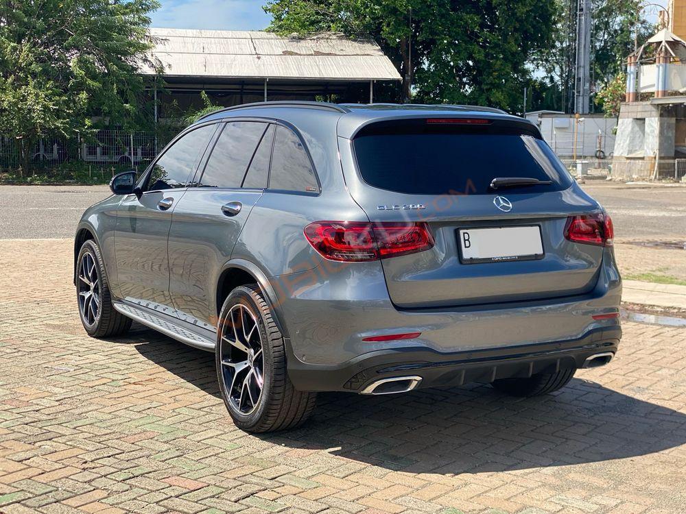 Mobil Mercedes-Benz GLC 2022